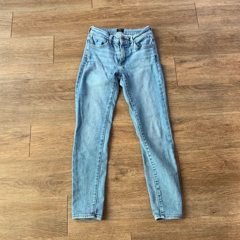 skinny jeans